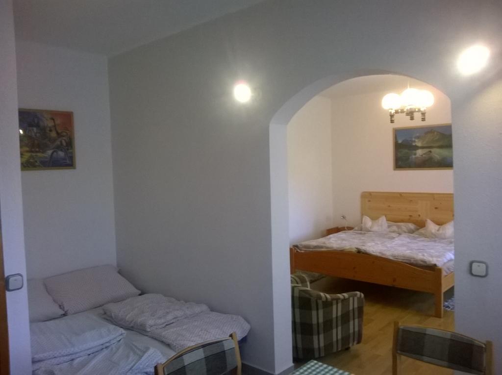 Apartman Nemeth เฮวิซ ภายนอก รูปภาพ